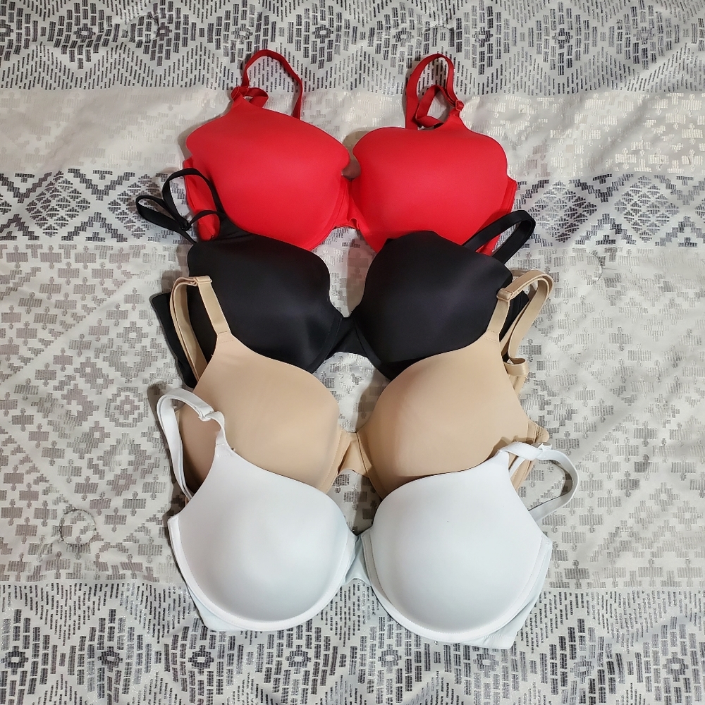 4 VS PINK Bras